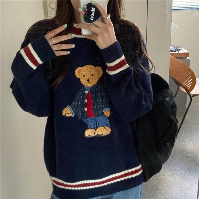 Korean Knitwear Bear Pullover - Youthful Women's 2024 Autumn/Winter Collection, Warm & Loose Jerseys