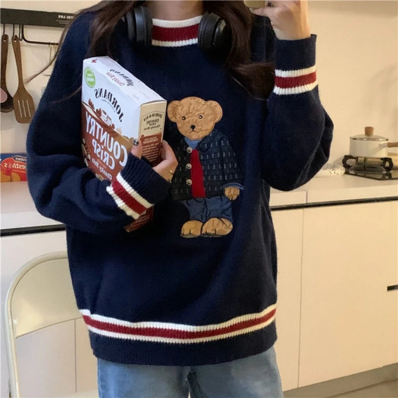 Korean Knitwear Bear Pullover - Youthful Women's 2024 Autumn/Winter Collection, Warm & Loose Jerseys